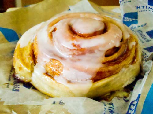 Breadsmith cinnamon roll