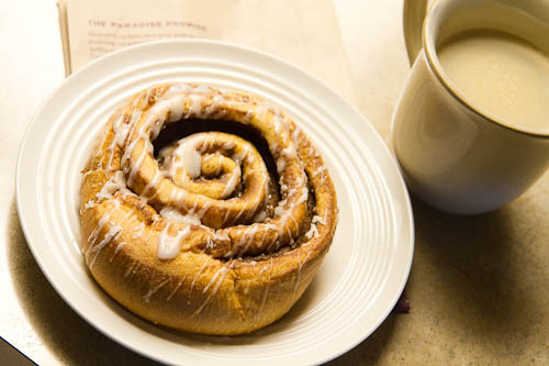 Paradise Bakery cinnamon roll